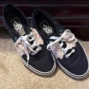 Vans Women's Black Floral Sneakers W8